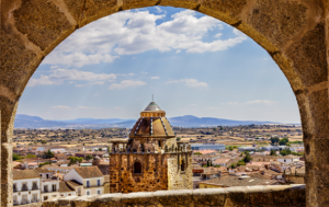 Cáceres : Hotel 3*+ cena para 2