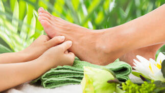 Disfruta de una reflexología podal por 14,90€